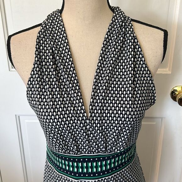 MAX STUDIO SLEEVELESS DRESS - Picture 2 of 11